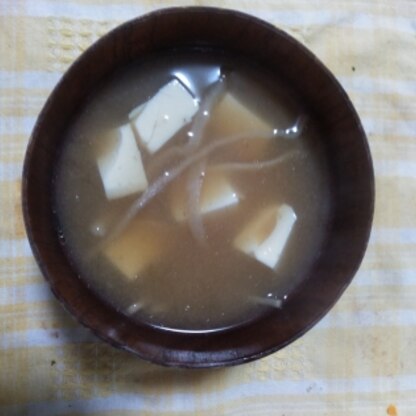 夕食にいただきました♪
大根とお豆腐の
お味噌汁であたたまり
美味しかったです(@_@)
